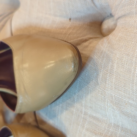 Chanel Interlocking CC Logo Leather Mules - Picture 3 of 9